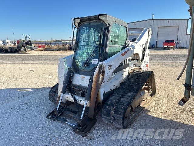 Bobcat T870 Skid steer loaders