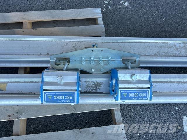  Bomac Overhead and gantry cranes