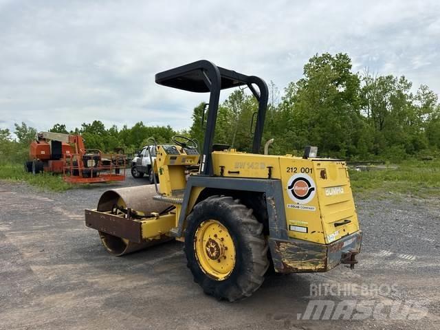 Bomag BW142D Single drum rollers
