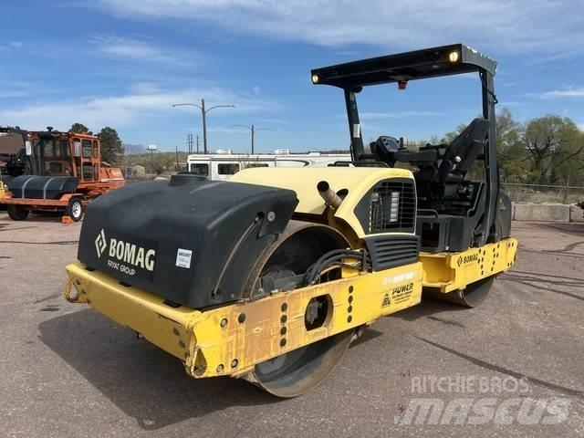 Bomag BW266AD Pneumatic tired rollers