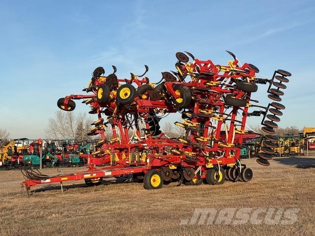 Bourgault 8810 Drills