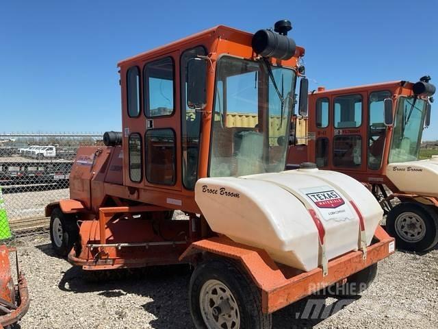 Broce CR350 Indoor sweepers