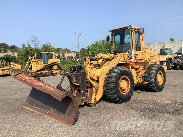 CASE 621B Wheel loaders
