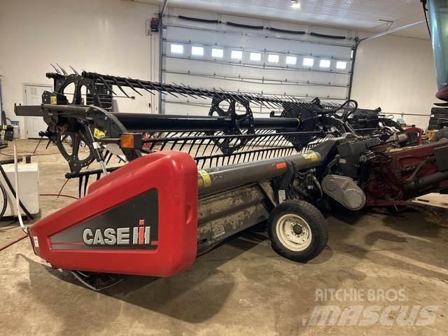Case IH 2162 Combine harvester heads