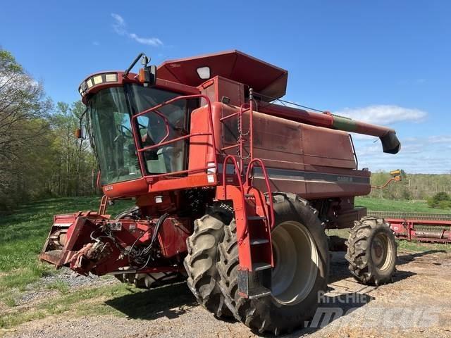 Case IH 2388 Combine harvesters