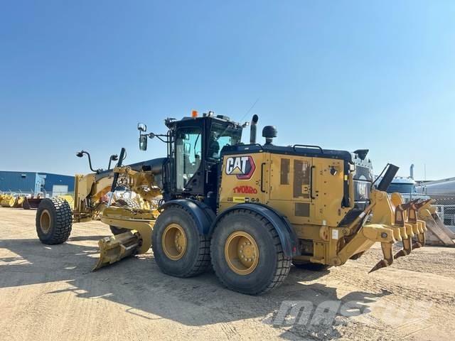CAT 14 Graders