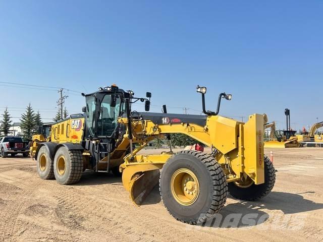 CAT 14 Graders