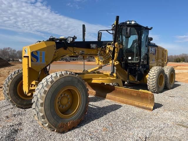 CAT 140 Graders