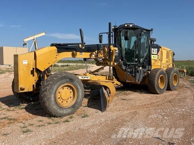CAT 140M2 AWD Graders
