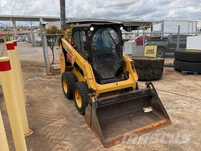 CAT 226D3 Skid steer loaders