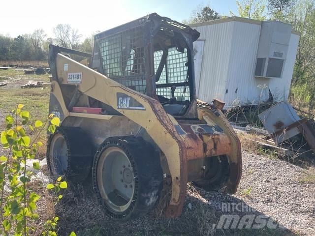 CAT 252B Skid steer loaders
