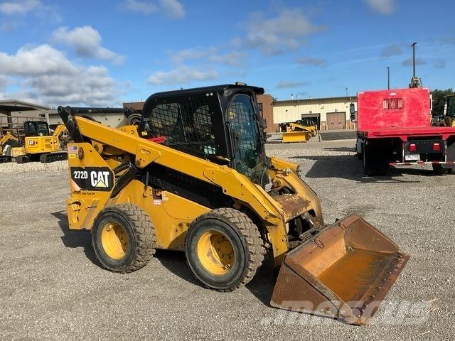 CAT 272D Skid steer loaders
