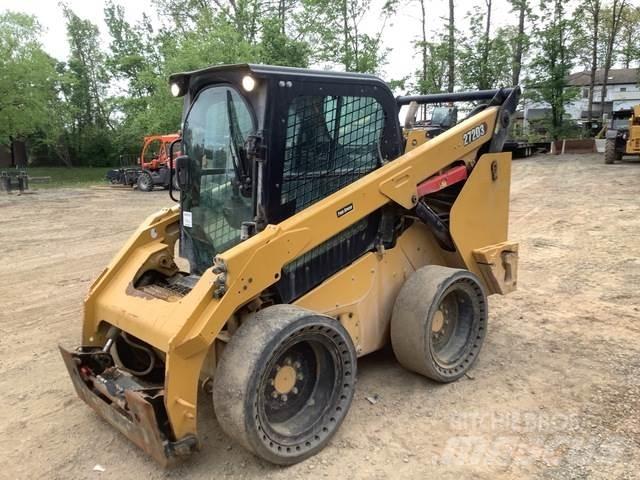 CAT 272D3 Skid steer loaders