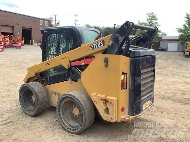 CAT 272D3 Skid steer loaders