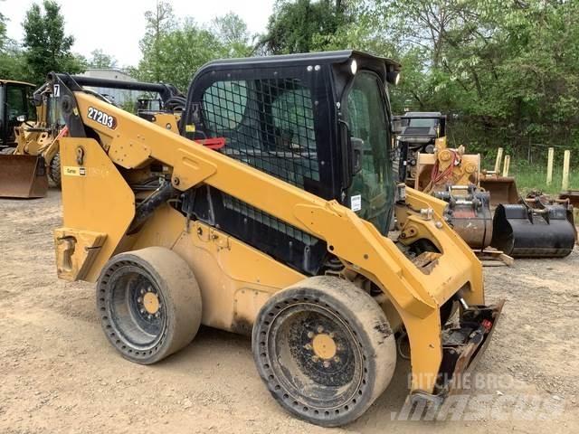 CAT 272D3 Skid steer loaders