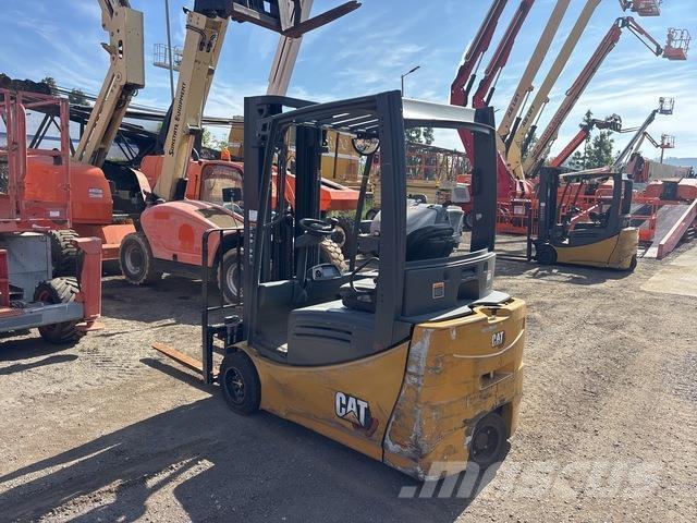 CAT 2ET4000 Electric forklift trucks