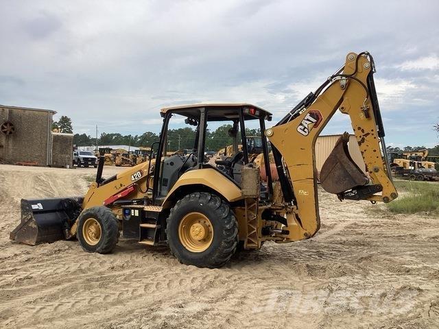 CAT 420 Backhoe