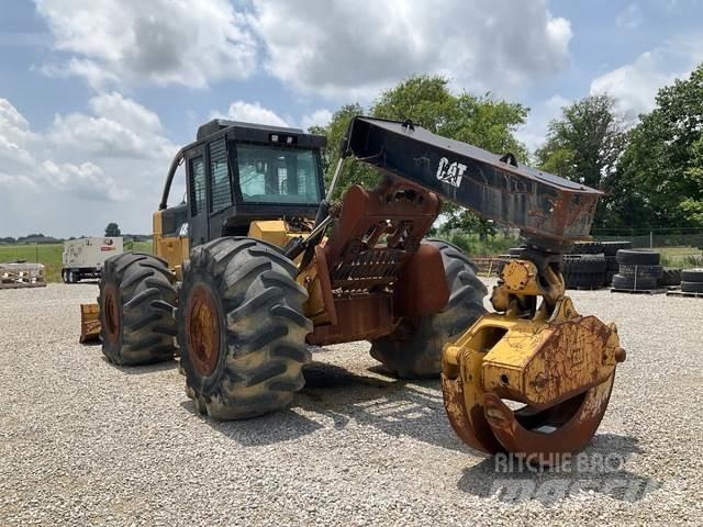 CAT 525C Skidders