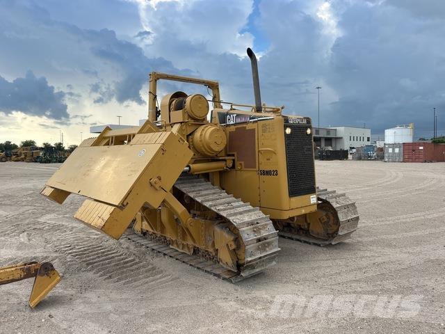 CAT 561N Pipelayer dozers
