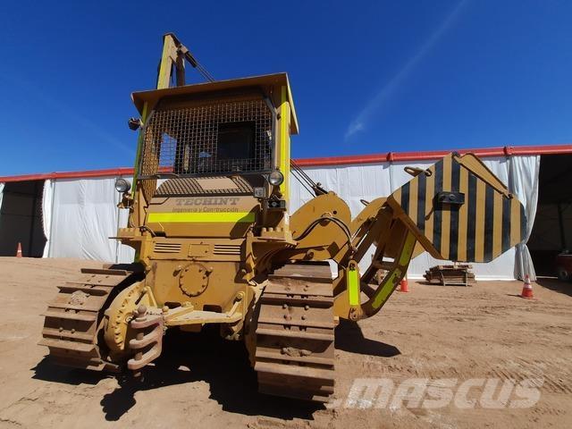 CAT 572G Pipelayer dozers