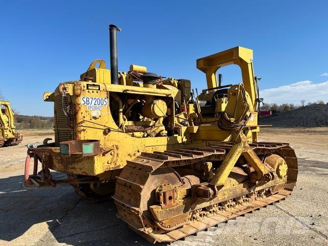 CAT 572G Pipelayer dozers