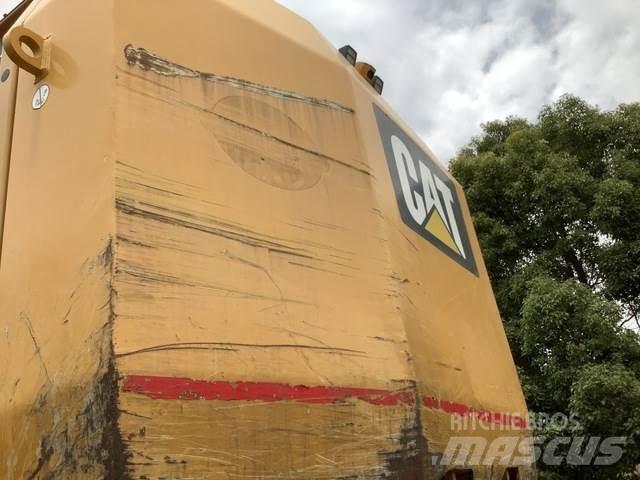 CAT 6015B Crawler excavators