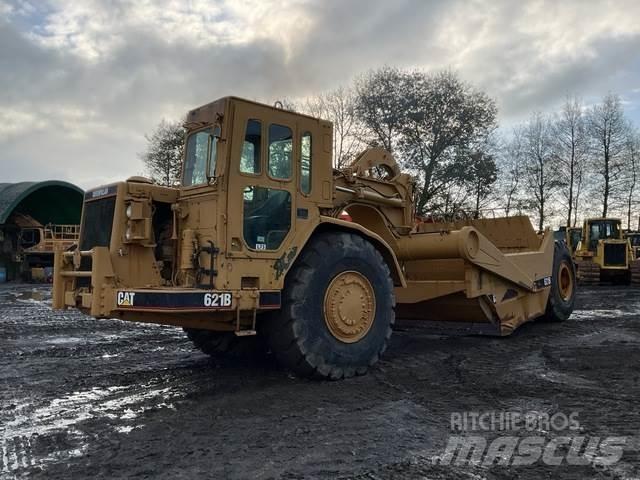 CAT 621B Scrapers
