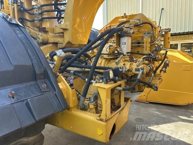 CAT 623k Scrapers
