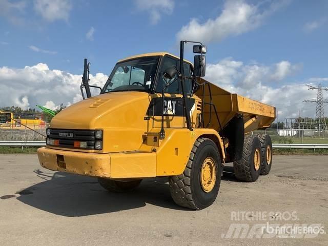 CAT 725 Articulated Haulers