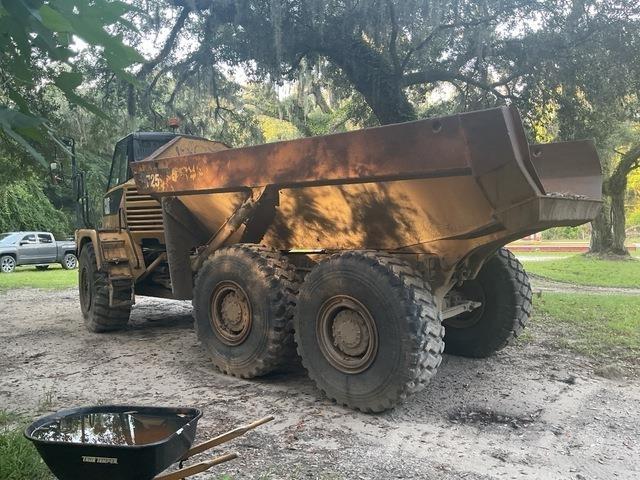 CAT 725 Articulated Haulers