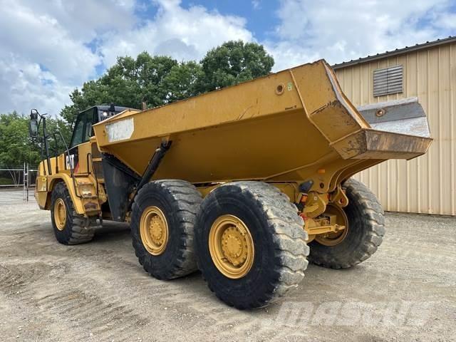 CAT 725C Articulated Haulers
