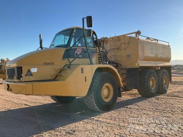 CAT 735 Water bowser