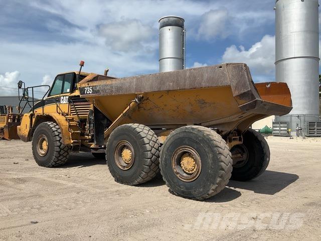 CAT 735 Articulated Haulers