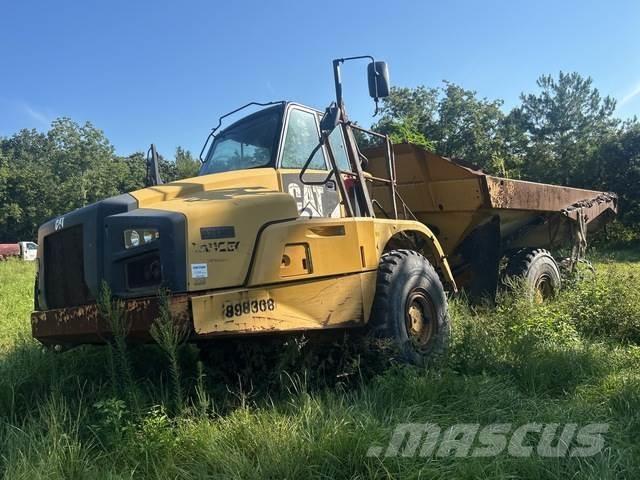 CAT 735B Articulated Haulers