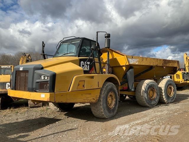 CAT 735B Articulated Haulers