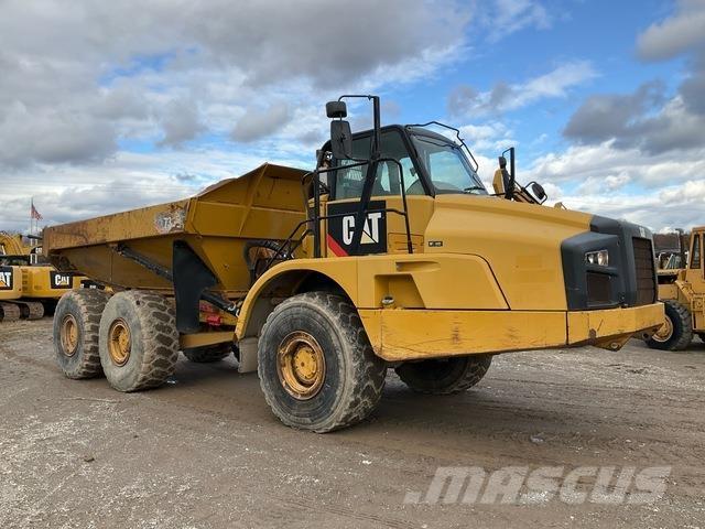CAT 735B Articulated Haulers