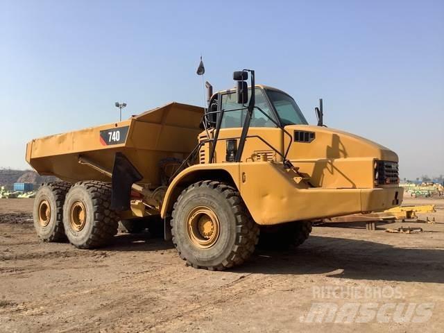 CAT 740 Articulated Haulers