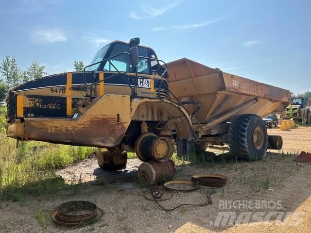 CAT 740 Articulated Haulers