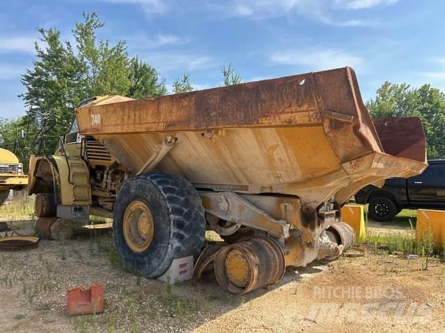 CAT 740 Articulated Haulers