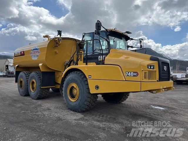 CAT 740GC Water bowser