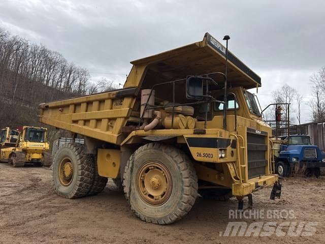 CAT 769C Articulated Haulers