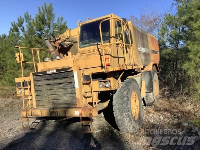 CAT 769C Water bowser