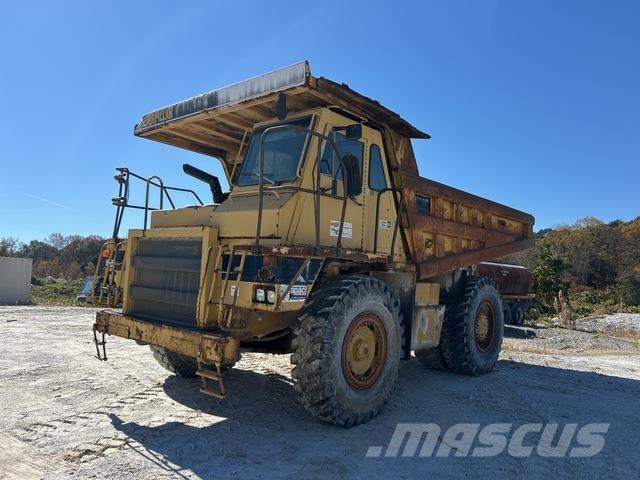 CAT 769C Articulated Haulers
