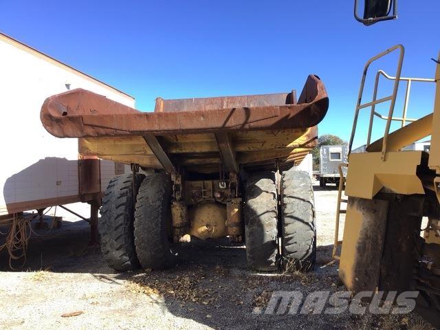 CAT 769C Articulated Haulers