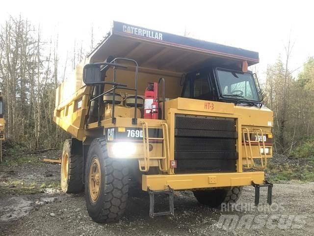 CAT 769D Articulated Haulers