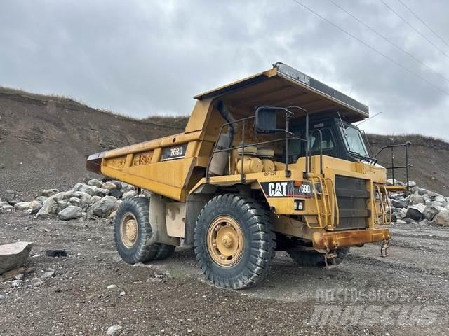 CAT 769D Articulated Haulers