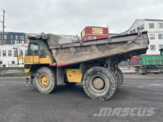 CAT 769D Articulated Haulers
