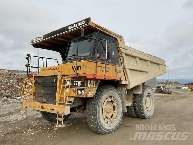 CAT 771D Articulated Haulers