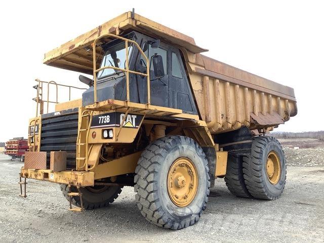 CAT 773B Articulated Haulers