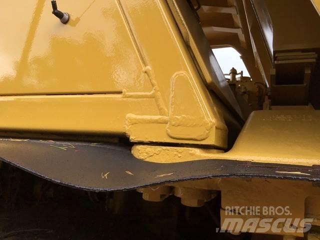 CAT 775E Articulated Haulers